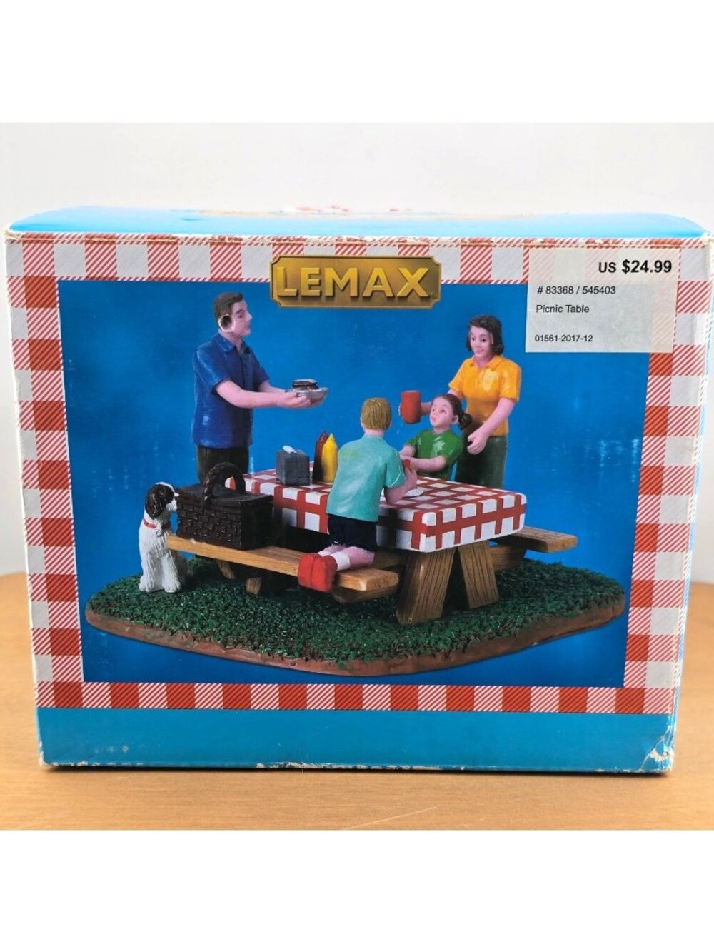 2018 Lemax Family Picnic Table Figurine Scene With Dog & Accessories Vintage